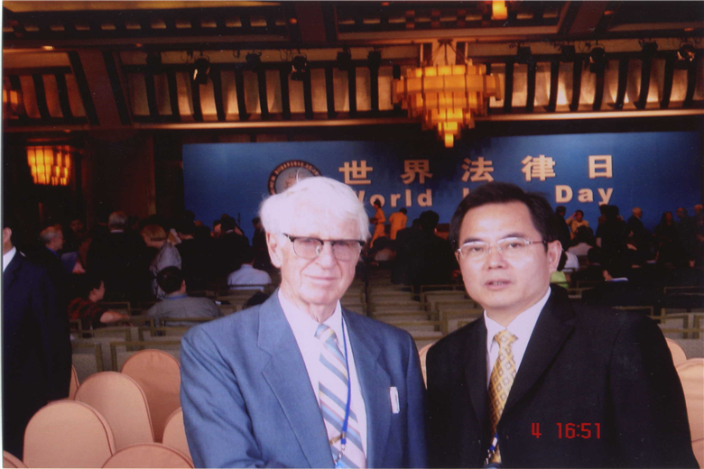 2004年